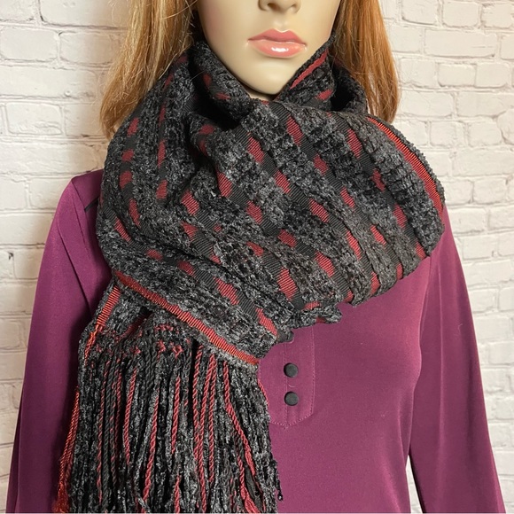 Yacan Backstrap Loom Cotton Rayon Scarf Hand Made in Guatemala - Picture 10 of 10